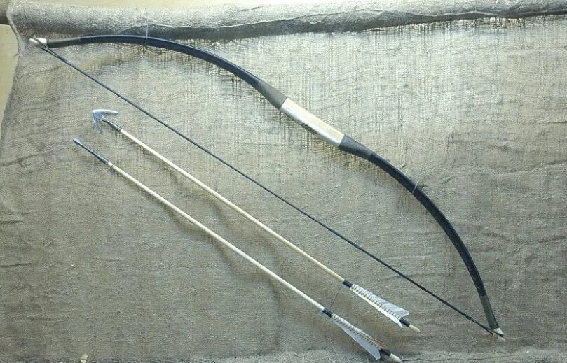 Охотничий лук своими руками. Какой лук делать. Самодельный лук для охоты. Самодельный лук и стрелы. Какой лук делать.