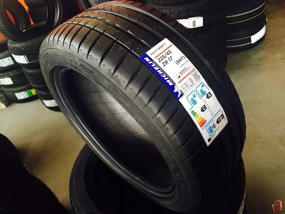 Michelin pilot sport 225 45 r17. Michelin Pilot Sport 4 r17. Michelin 4 225/45 r17. Michelin Pilot Sport r17.