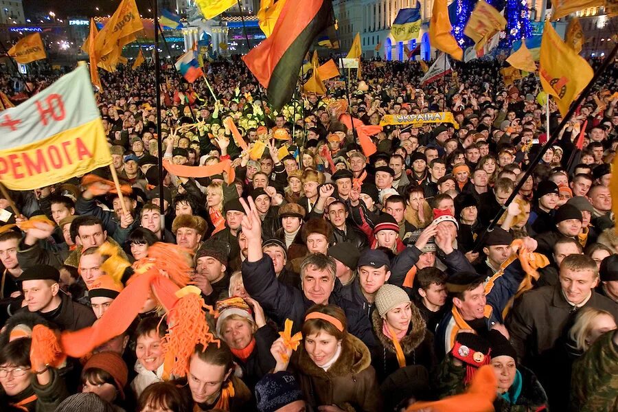 Orange revolution. Оранжевая революция 2004. Оранжевая революция на Украине 2014. Оранжевая революция Майдан. Оранжевая революция в России.