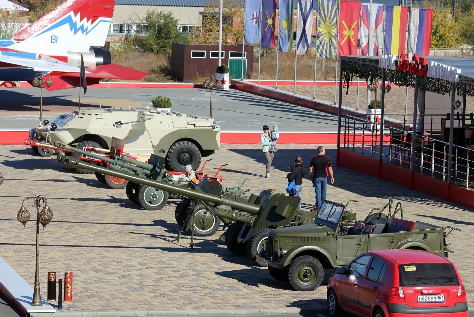 Патриот музей военной. Парк Патриот Каменск Шахтинский. Каменск-Шахтинский музей военной техники Патриот. Музей Патриот Каменск Шахтинский. Каменск Шахтинский выставка техники военной парк Патриот.