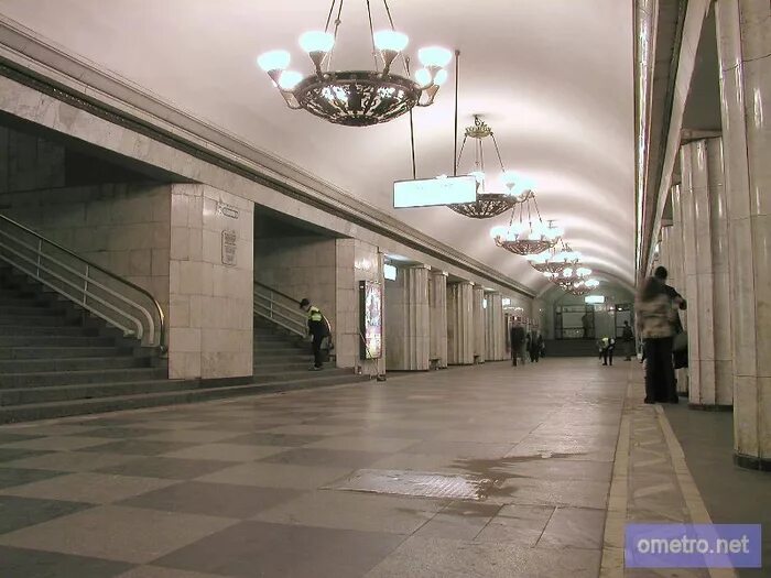 Метро владимирская достоевская. Метро владимирская 1955. вестибюль станции метро владимирская. станция владимирская спб. станция метро владимирская спб.