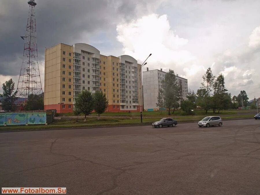 фото мостик на проспекте коммунистич города междуреченска. кемеровская область город междуреченск проспект шахтеров. проспект шахтеров 13 междуреченск. кузбасс междуреченск. междуреченск город шахтеров.