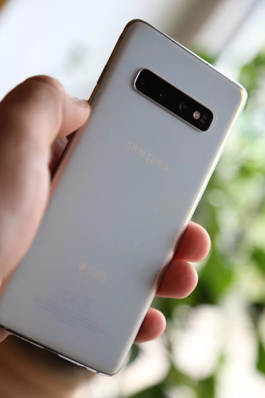 Samsung s10 белый. Samsung galaxy s10 128gb white. Samsung s10 plus белый. Vmate e белый. Samsung s10 plus ceramic white.