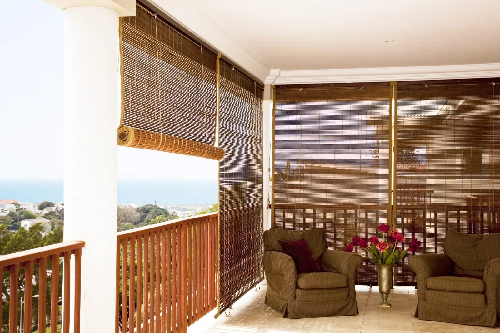Бамбуковые жалюзи. Бамбуковые жалюзи на балкон. Жалюзи на веранду. Бамбуковые жалюзи на террасу.