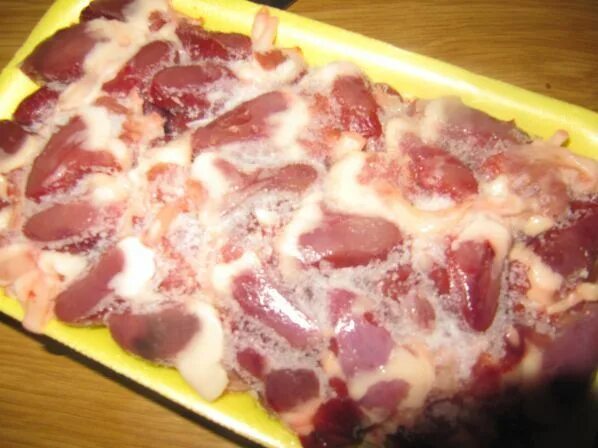 куриные сердца в майонезе рецепт. салат из куриных сердечек и печени. сердечко майонезом. сердечки с майонезом рецепт. куриные сердечки маринование.