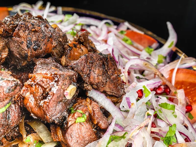 шашлык в казане. шашлык в казане на плите. шашлык в казане. шашлык в казане. кабоб казан кебаб.