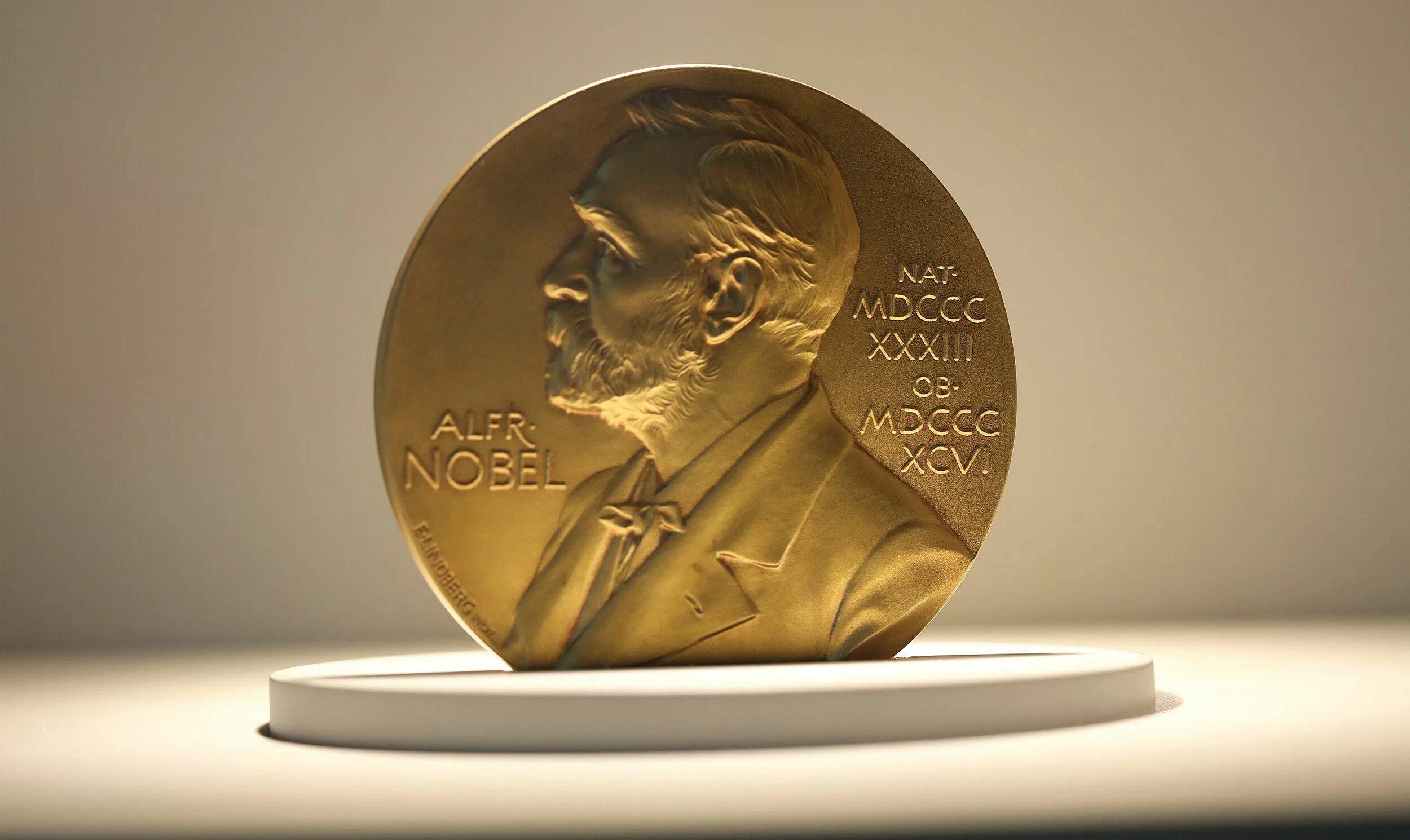 Нобель нобелевскаямпремия. Нобелевская премия 2022.