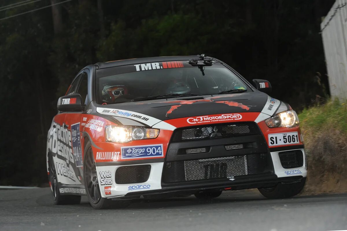 Evo 10 rs. Эвик 11 митсубиси. Эво 10 ралли. Митсубиси лансер 10 эво race. Advan evo 10.