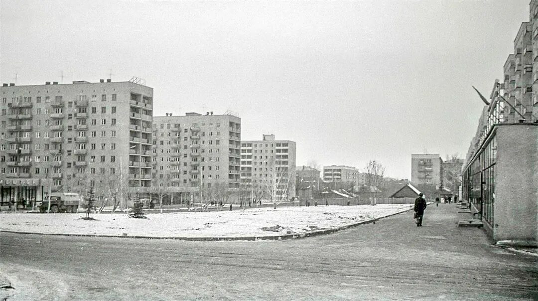 Уфа, улица гафури, 19. Арника оптика уфа. Уфимская 34 фармленд. Заки валиди 2 уфа. Гафури 56 остановка.