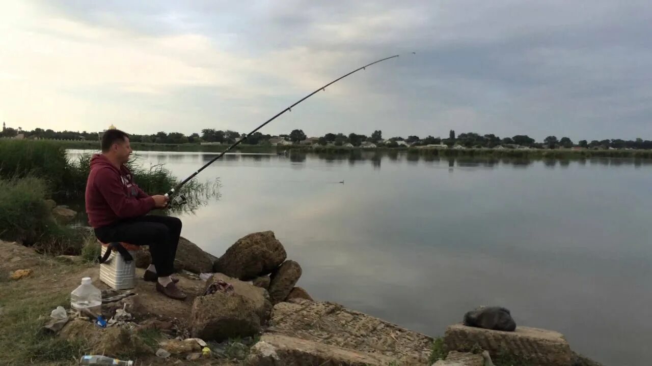 Рыбалка в селе Охотниково Сакского района. Рыбалка в Охотниково Сакский район. Рыбалка село Охотниково Сакский район Крым. Охотниково Крым рыбалка Петькина речка.