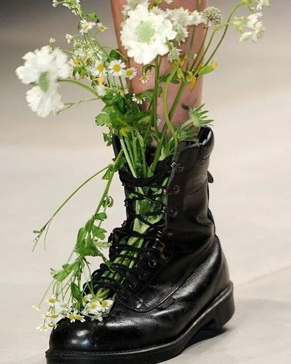 Bit boots
