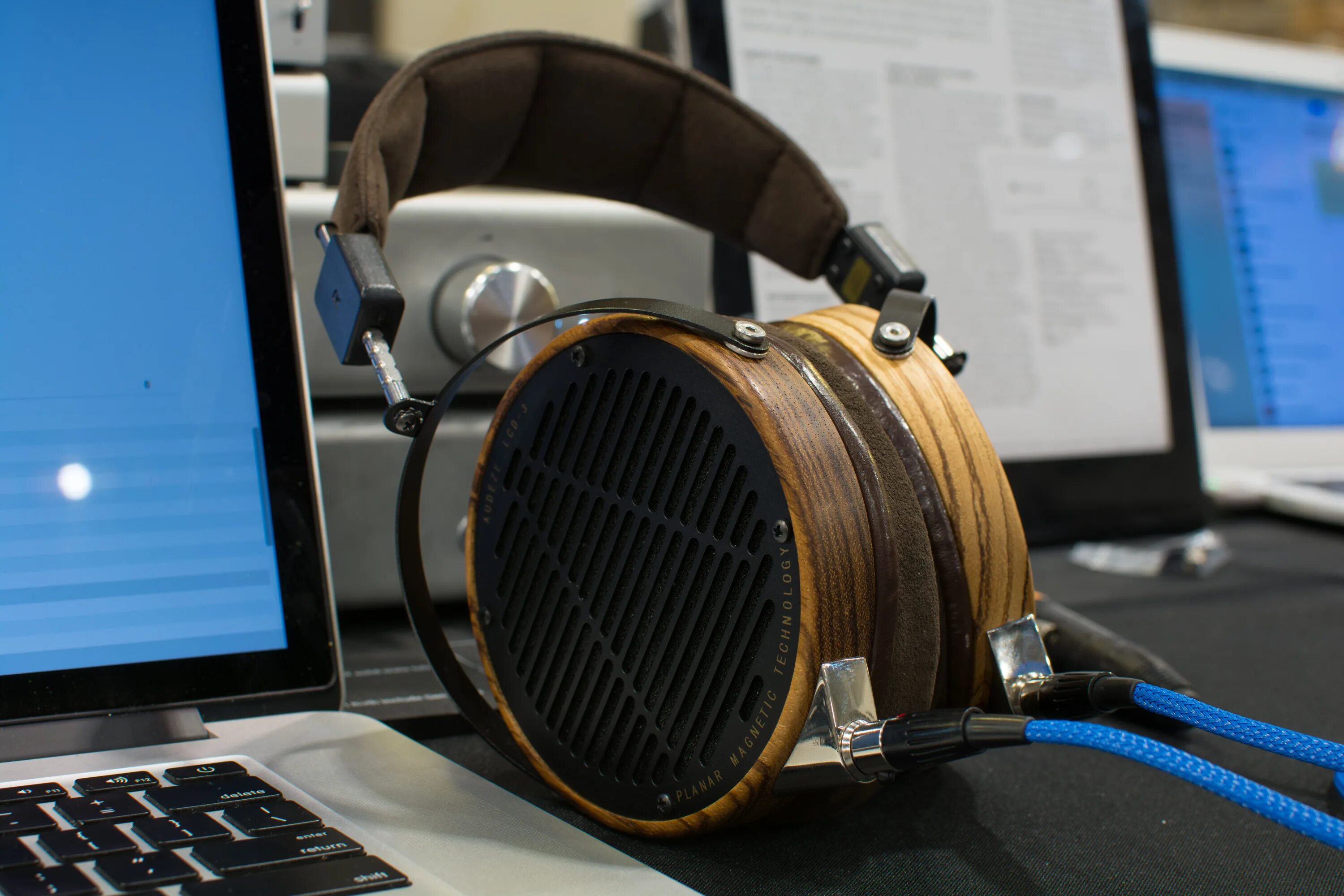 Audeze lcd 2. Audeze lcd-mm500. audeze lcd5 teardown. audeze кейс для lcd4. audeze lcd-2 classic crinacle graph.