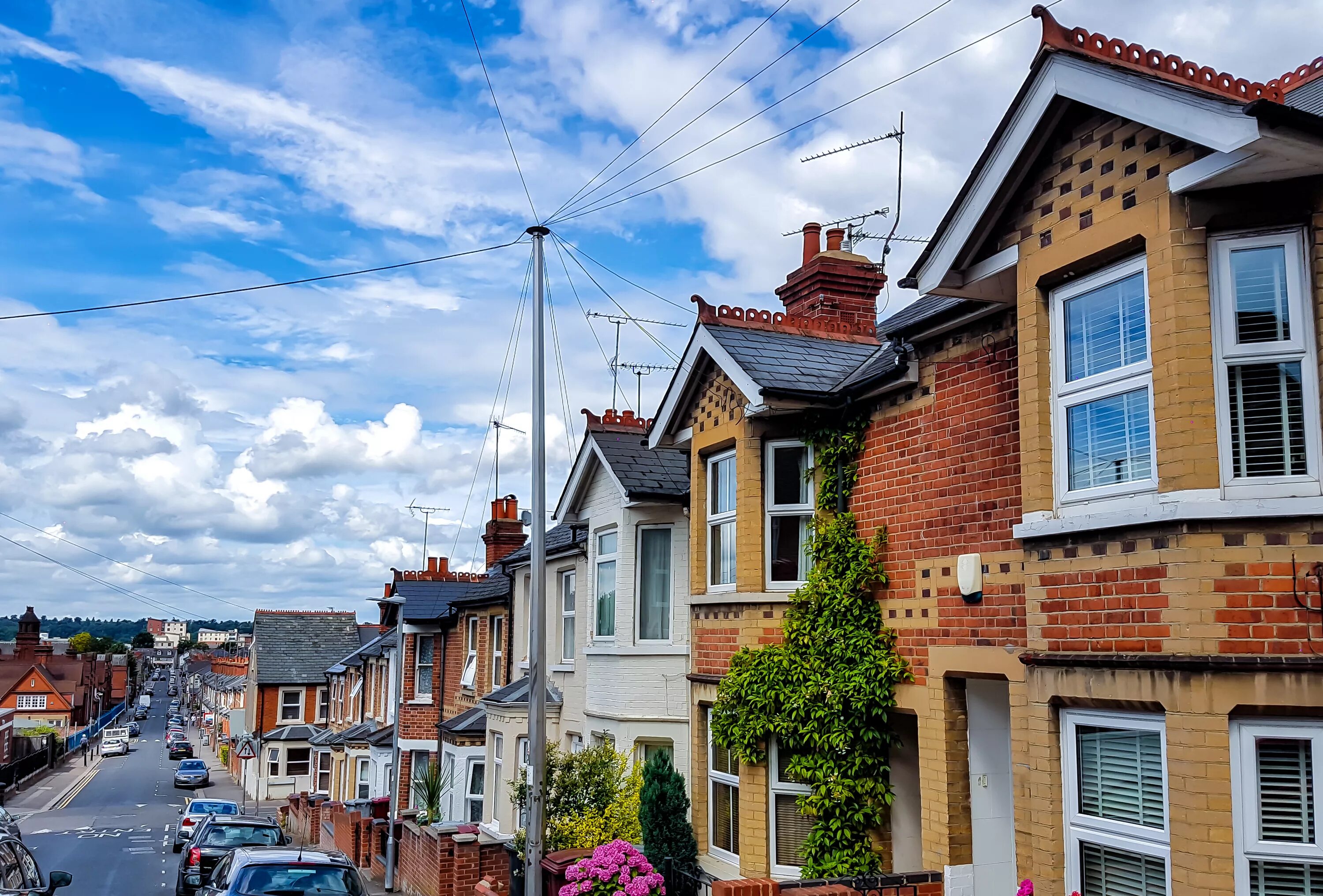 Terraced Houses в Англии. Блокированная застройка Британия. Сблокированный дом в Англии. Terraced House картинка. Housing in uk