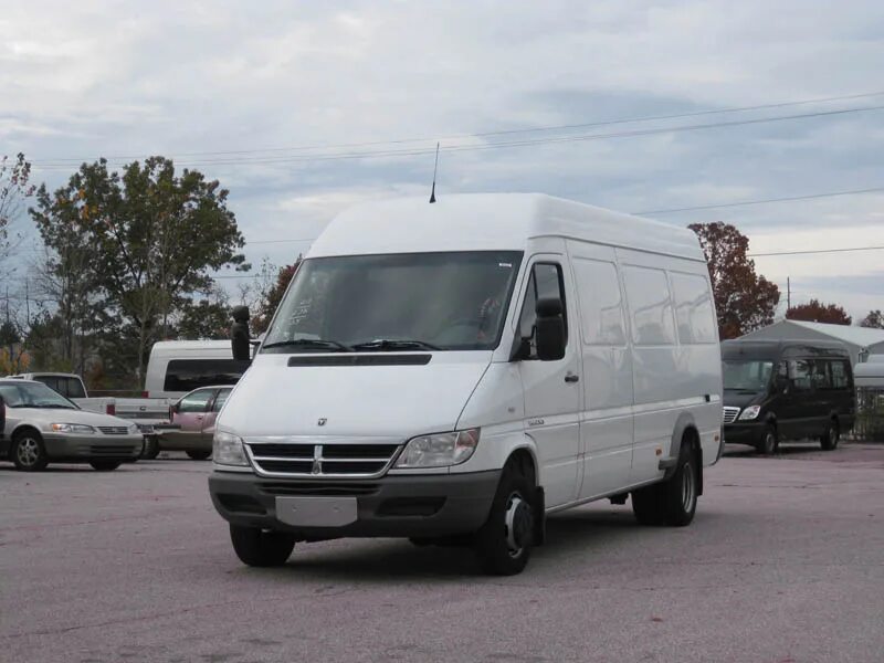 Спринтер 2005. Мерседес спринтер 2005 года. Mercedes-benz sprinter 2005. Спринтер 2005 фургон. Спринтер 2005 ошибки дизель.