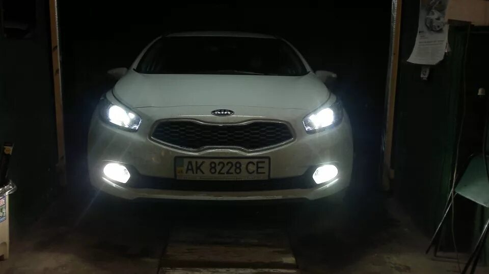 Led ПТФ Kia Ceed 2. Светодиодные ПТФ на Kia Ceed JD 2013. Led ПТФ Kia Ceed JD. Kia Ceed 2013 светодиодные лампы ближнего. Свет кия сид