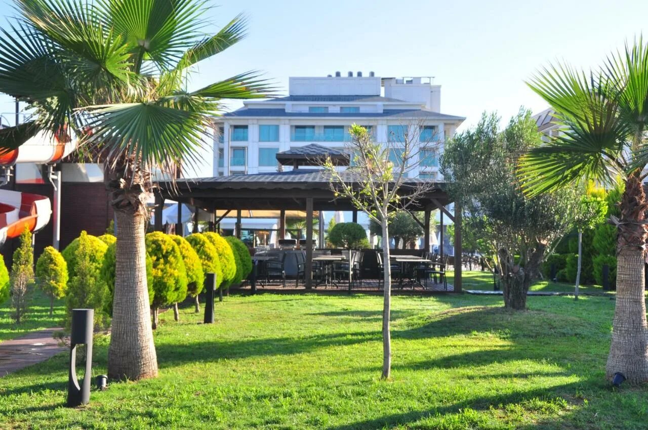 Night connected club belek 5. Family Life Belek 5 Турция. Fun Sun Family Life Белек. Fun&Sun Family Life Belek 5* (Боазкент). Fun Sun Family Life Belek 5 Турция.