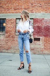 Mom jeans and heels outfit