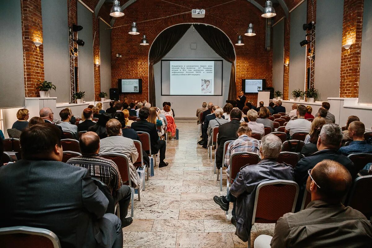 Бизнес завтрак. Медицинская конференция в санкт-петербурге 20-21. Конференция восток запад. Конференция сентябрь санкт петербург. Конференция рарч г санкт петербург.