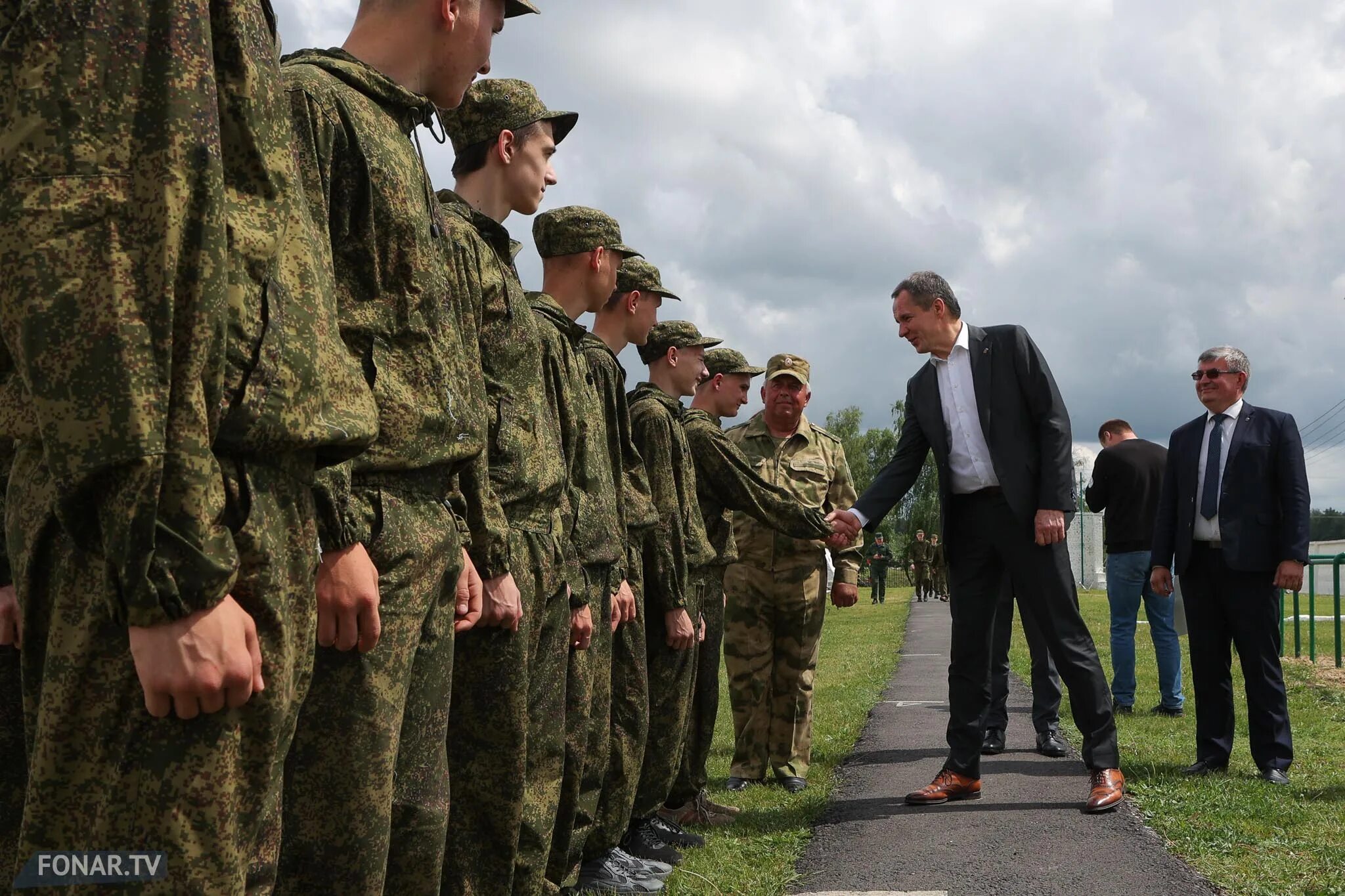 Сколько времени длятся сборы. Военно патриотический лагерь Армата. Военные сборы. Военно полевые сборы. Общевойсковая армия.