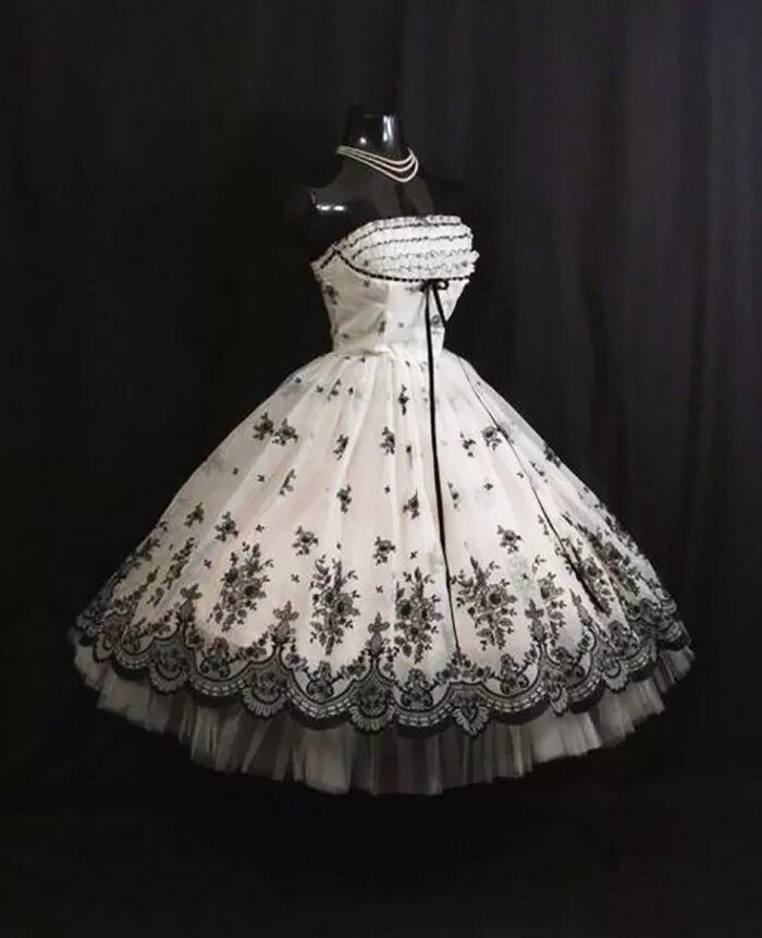 Платья в стиле 50-х винтаж. Платья 50-х годов. Vintage dresses 50's. Платья для подростков 1950 год. Платья 1950.