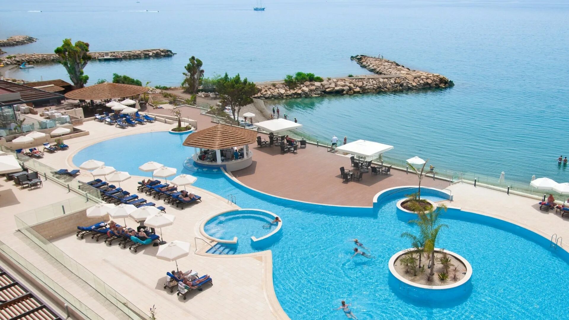 Кипр отели. Роял аполлония кипр. кипр отель аполлония бич. the royal apollonia 5 кипр. лимассол кипр отели 5 звезд.