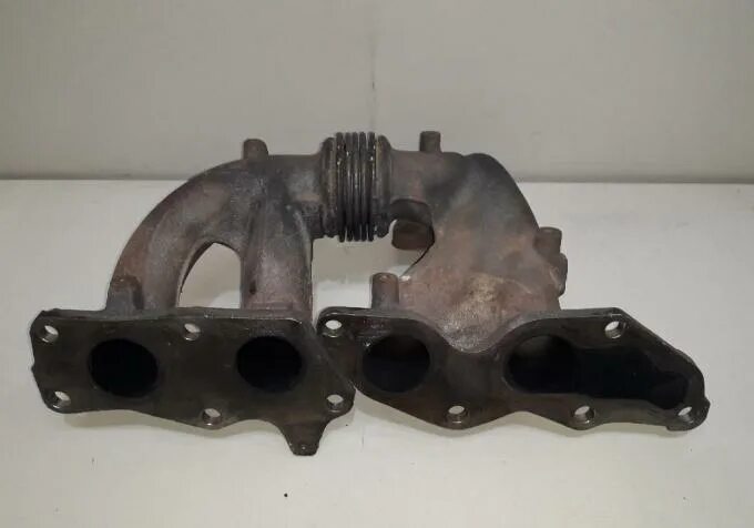 3 турбо. Коллектор мазда сх7. Коллектор мазда cx7 2,3 турбо. Выпускной коллектор cx-7. Впускной коллектор мазда сх7 2.