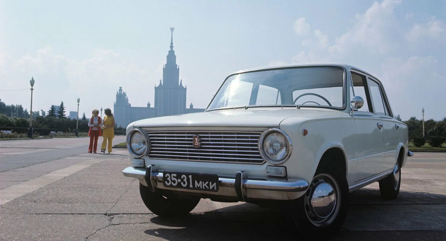 Ч жигули. Ваз 2101. 1 ваз 2101. ваз 2101 жигули с завода. фиат 124 и ваз 2101.