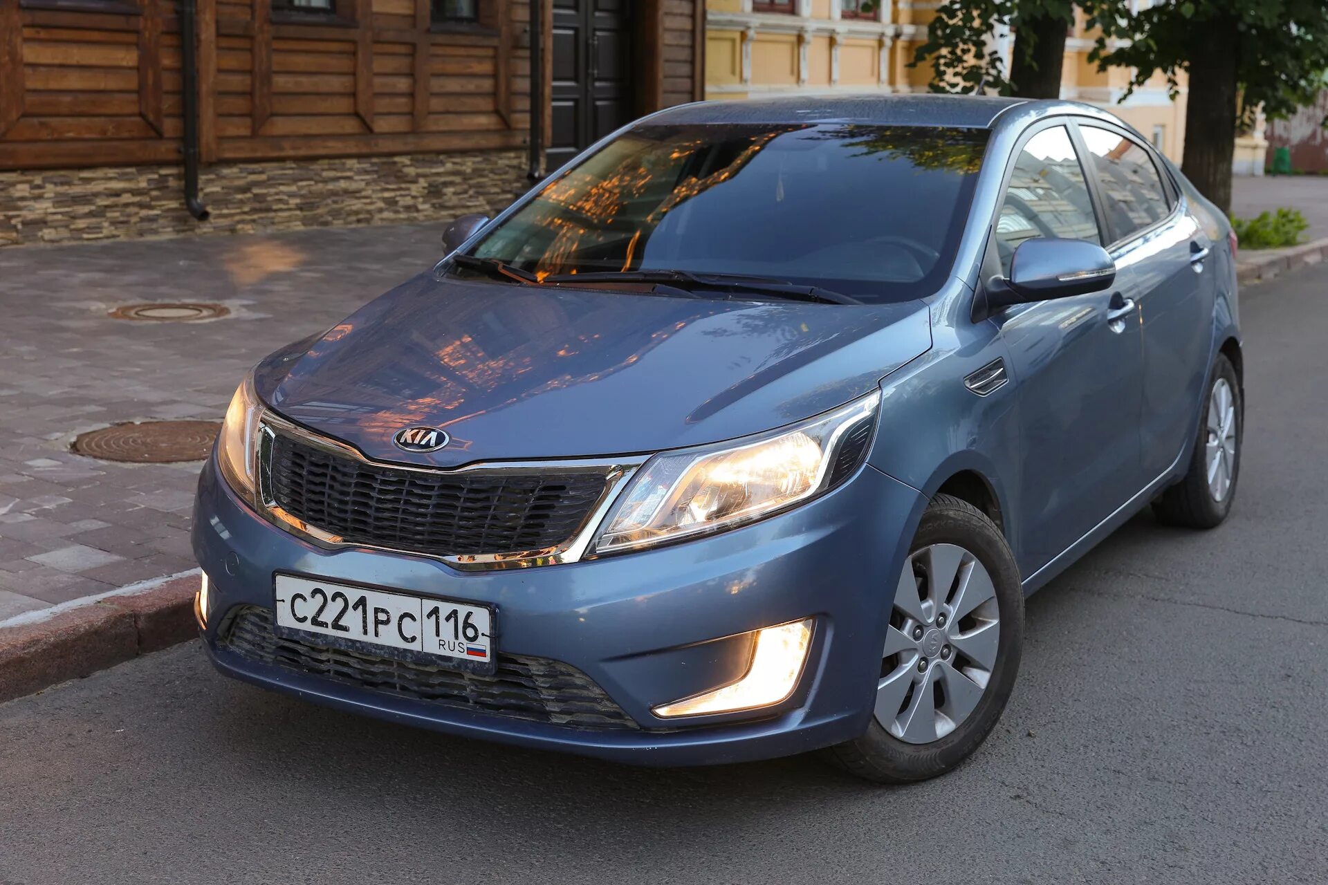 Купить кия новосибирск. Kia Rio 2013. Kia Rio 3 2013. Kia Рио 2013. Kia Rio III 2013.