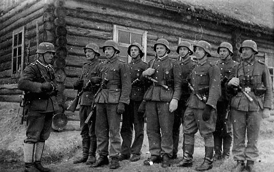 Полевой склад 1941. Дивизии народного ополчения 1941. Мурманская железная дорога в годы войны 1941-1945. Тогул. 256 разведывательный батальон вермахта.