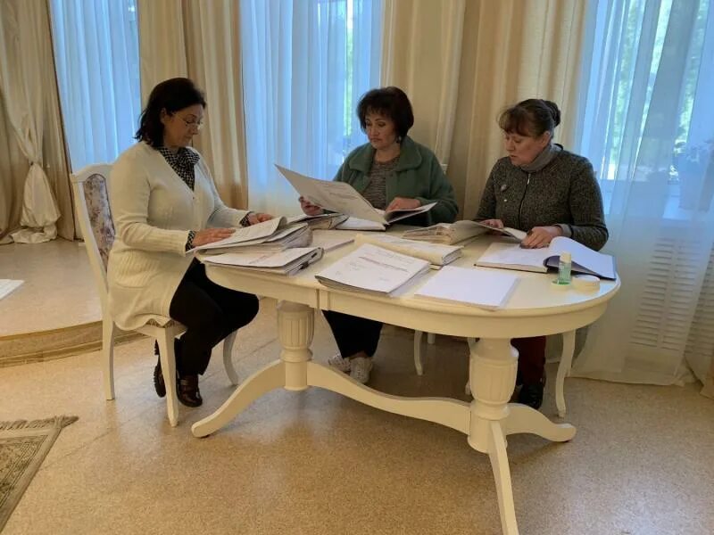 загсы челябинской области. загс кыштым график. ресторан акрополь кыштым зал. новочеркасск загс +1993год. работа загса кыштым.