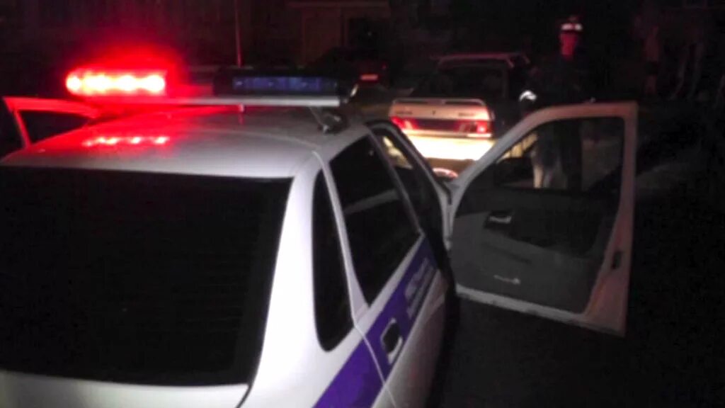 полиция ночью пришла