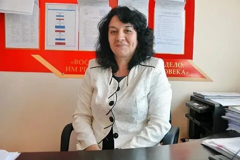 Школа 10 ковров директор
