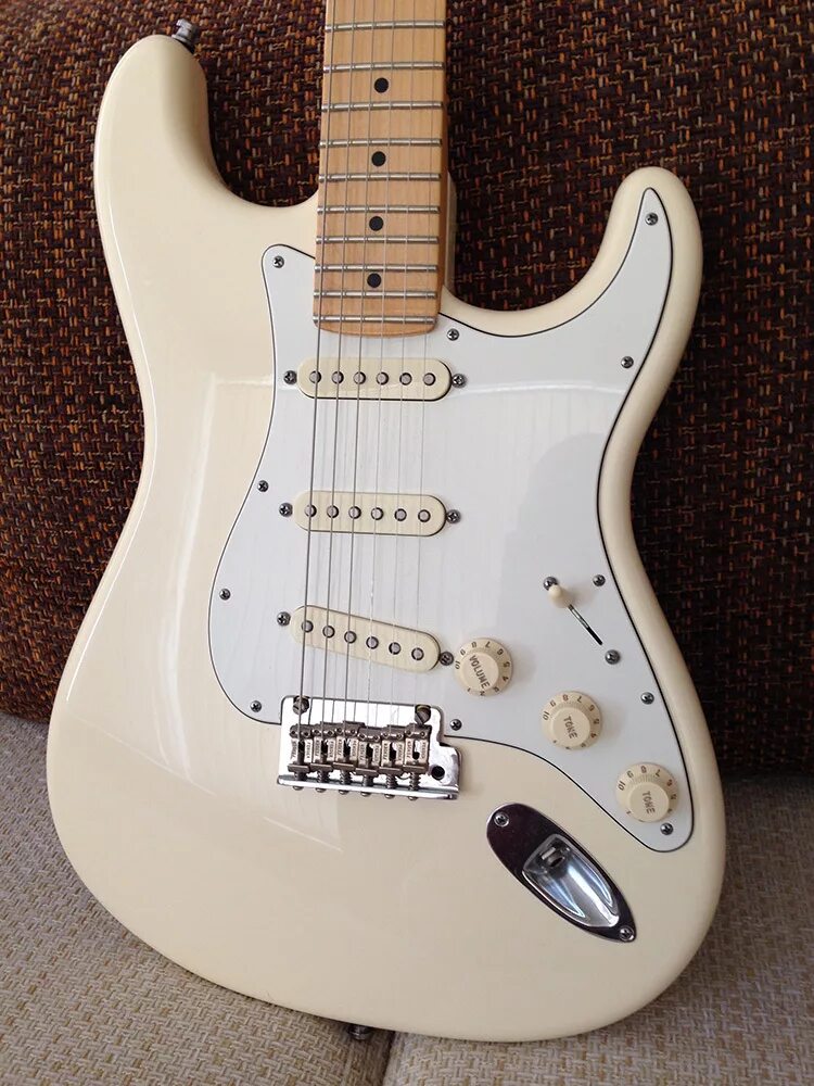 Fender standard. Электрогитара fender. Left hand telecaster frame. Гриф fender standard. Fender standard.