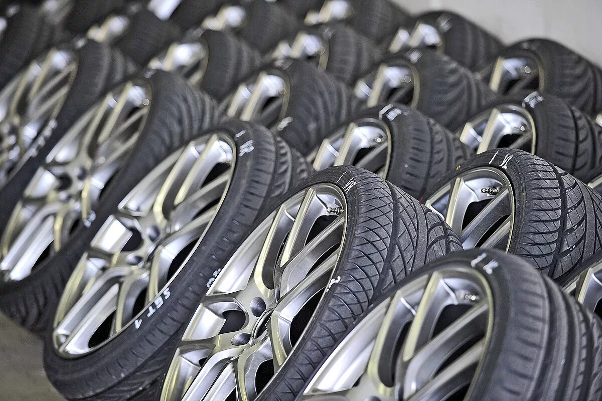 автошина 96 екатеринбург. магазин автомобильных шин. город екатеринбург шины.