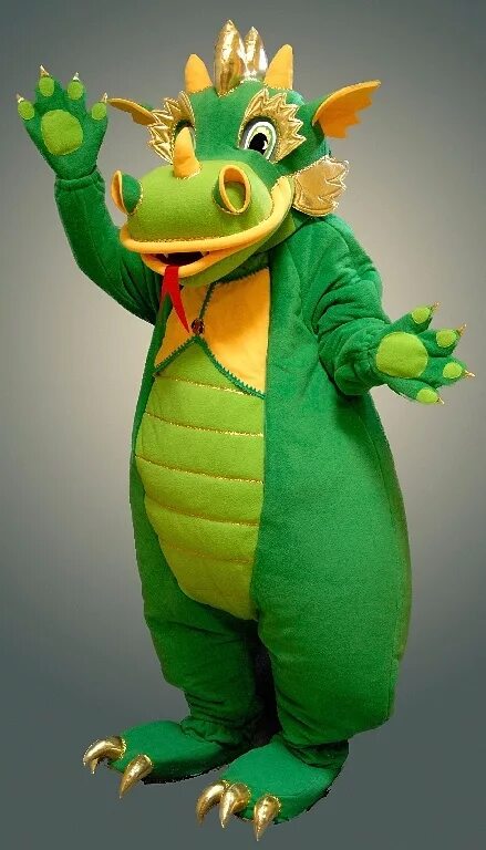 оранжевый дракон в кепке. ростовая кукла дракон. дракоша дино аниматор. ростовая кукла дракон. костюм дракона ростовая кукла.