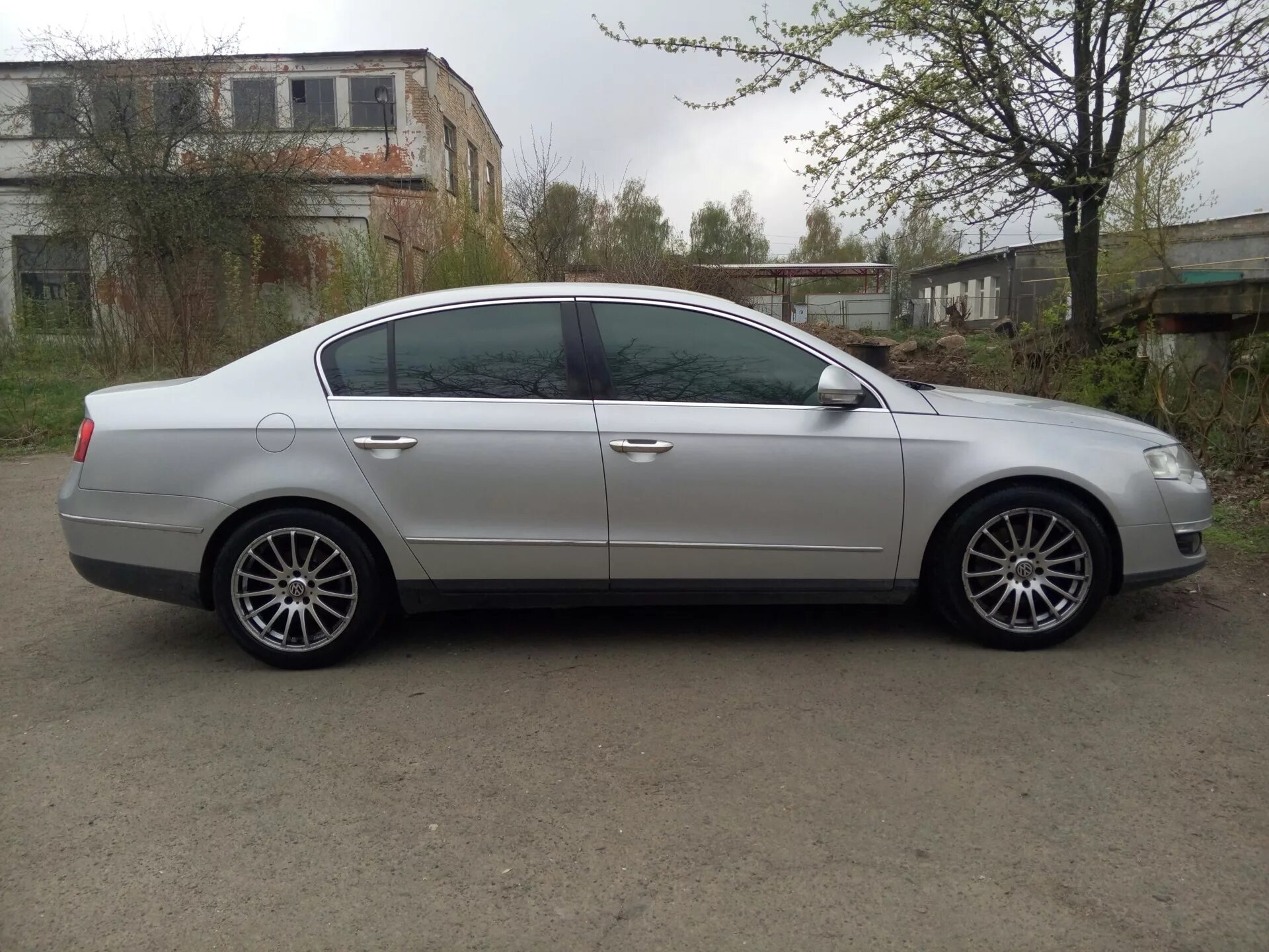 Диски VW Passat b6 r17. VW Passat b6 r17. Volkswagen Passat b6 диски r17. Passat b6 диски r18.