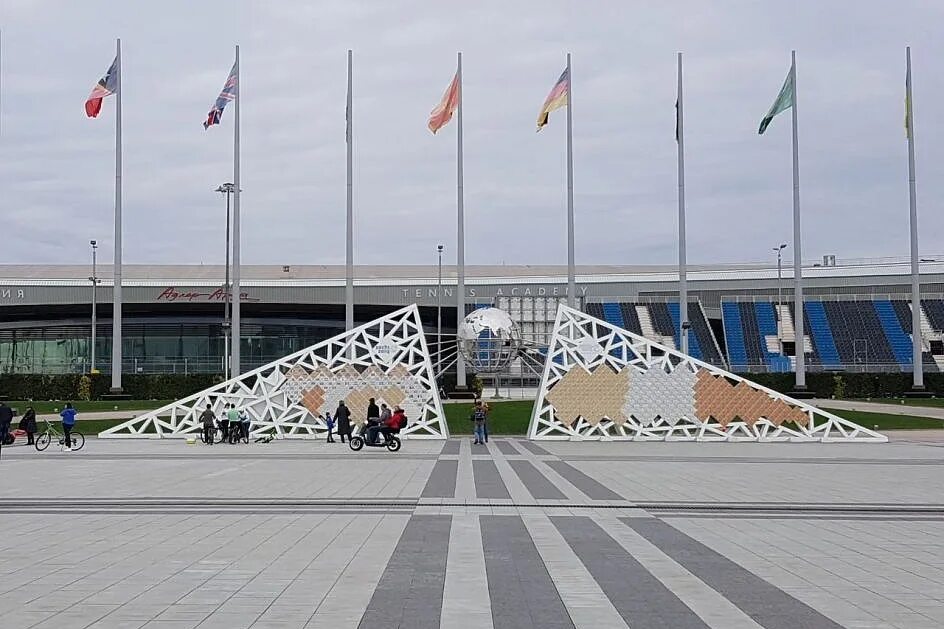 Вокзал олимпийский парк сочи. Олимпийский парк владикавказ фото. Олимпийский парк владикавказ. Олимпийский парк владикавказ. Парк владикавказ олимпийский осетия.