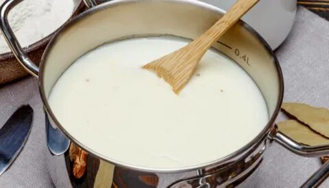 Кастрюля с молоком