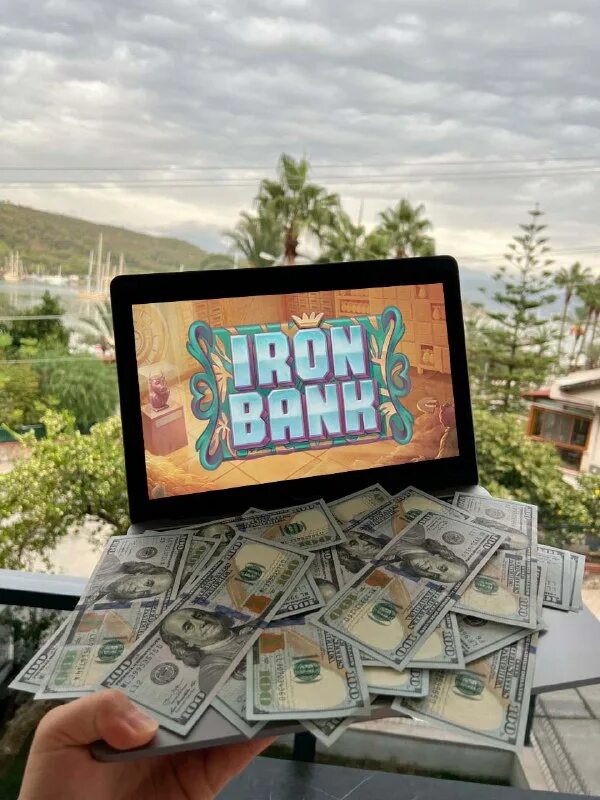 Играть в айрон банк на деньги. Игра банки слоты. Играть в айрон банк на деньги. Iron bank of braavos. Hot pepper! slot.