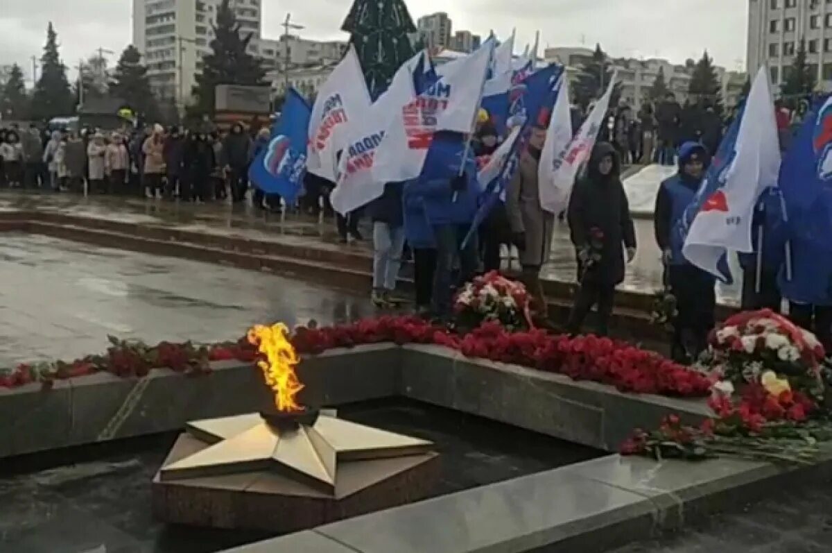 Память погибшим в Макеевке. Траурный митинг в Самаре. Траурные мероприятия в Самаре. Митинг по погибшим на Украине. Митинг погибшим на сво