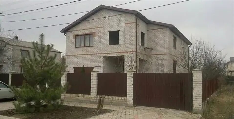 Дом в хуторе ленина