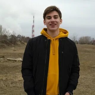 Ивану 20 лет