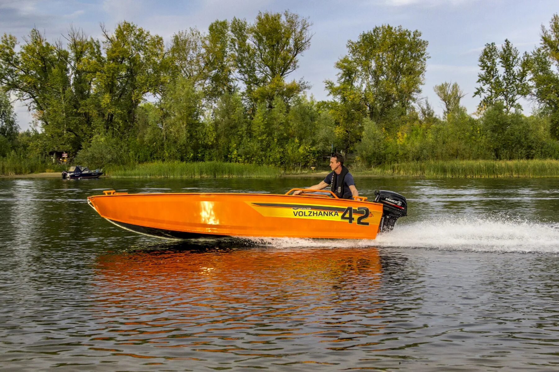 Носовой рундук волжанка 42. Волжанка 42 2022. Vboats volzhanka 42. Волжанка 42. Лодка волжанка 42.