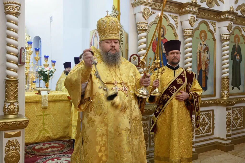 13 апреля благочинный Северо-Западного церковного округа, настоятель храма проро
