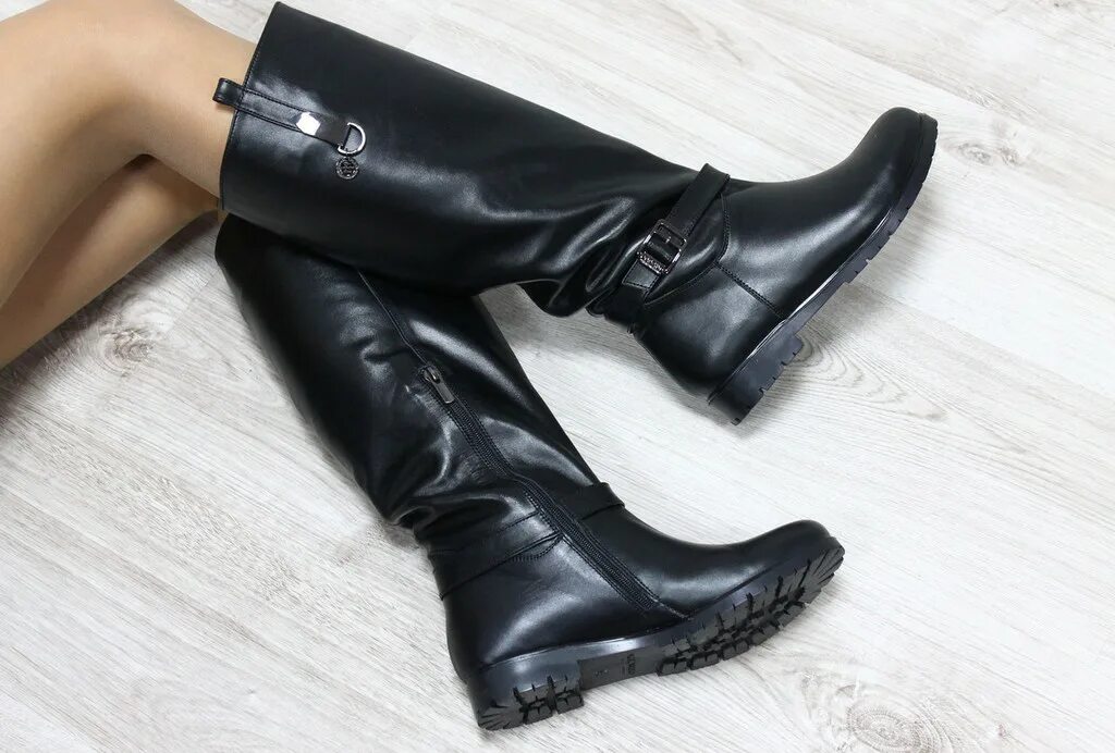 Сапоги женские кожаные чёрные. Сапоги кожаные женские без каблука. Сапоги москва кожа. Сапоги сарматы хсн. Сапоги 15ои элитспецобувь.
