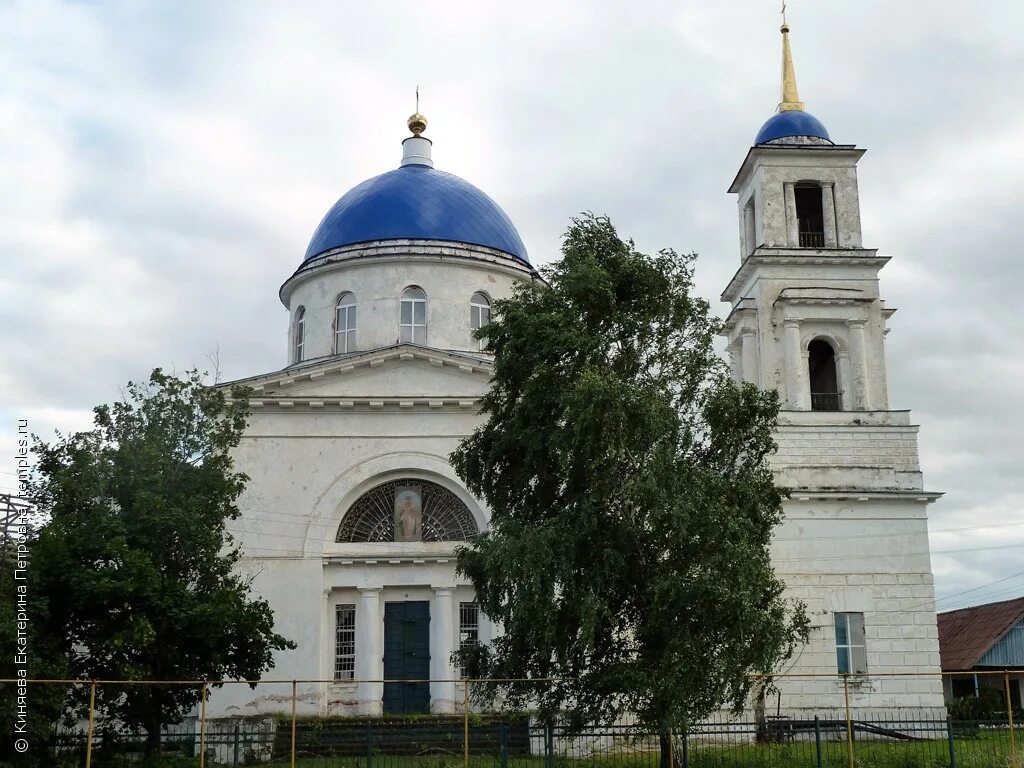 церковь покрова пресвятой богородицы в хворостянке. хворостянка церковь самарской области села. хворостянка богородицы храм. достопримечательности села хворостянка самарской области. с хворостянка хворостянский район самарской области-.