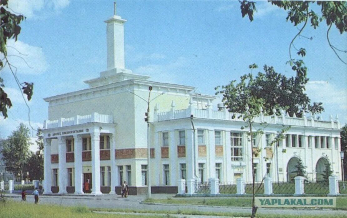 Автозаводский дворец бракосочетания города Нижнего Новгорода, ЗАГС, ул. Дьяконов