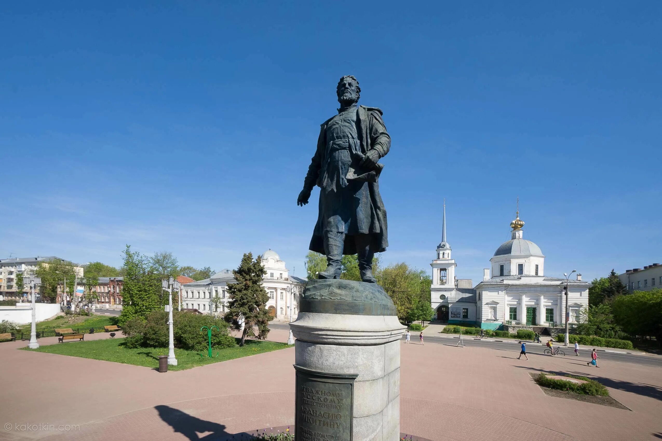 Твери недорогие. Тверь достопримечательности. Памятники Твери. Памятники в Твери достопримечательности.