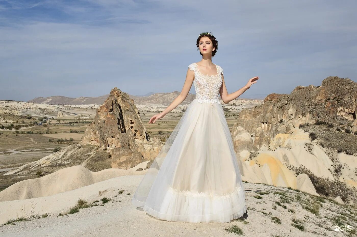 свадебный салон. тысяча свадебных платьев. кристина мурад сааб. красивые свадебные платья. свадебные платья crystal design ivory 2017.