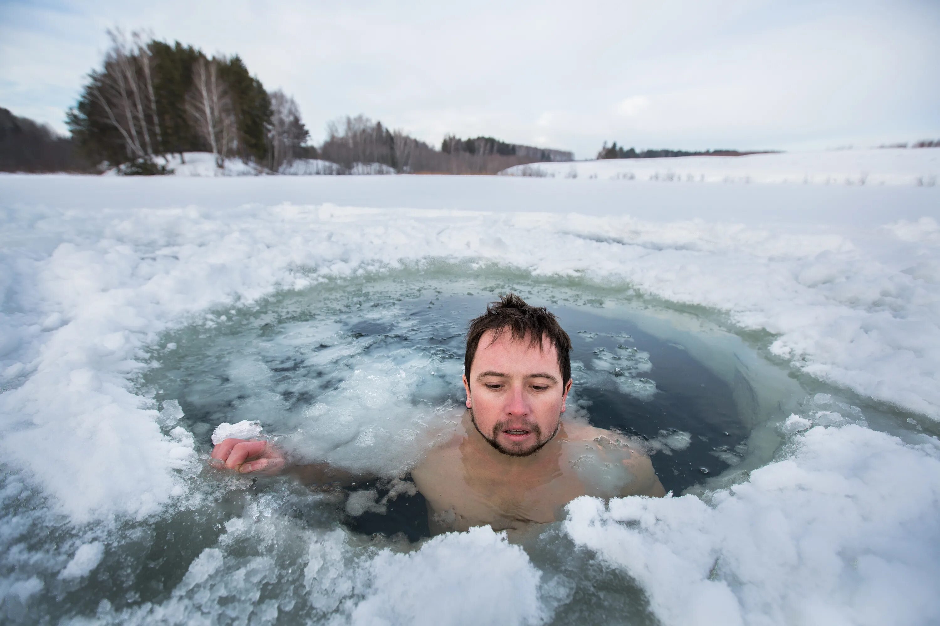 2 минуты в ледяной воде